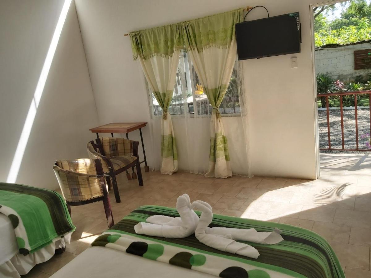 Hostal Gualingo Hotel Santa Rosa  Exterior photo
